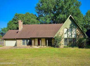 47 Robinhood Cir, Columbus, MS 39705