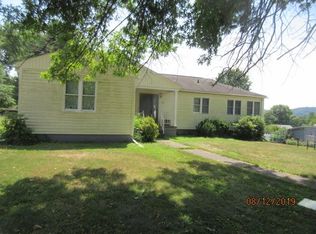 101 Northgate Dr, New Martinsville, WV 26155