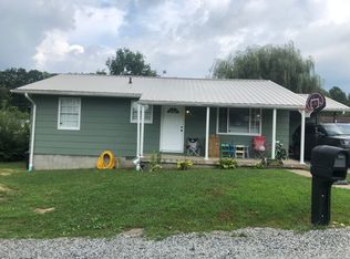 405 23rd St, Oak Hill, WV 25901