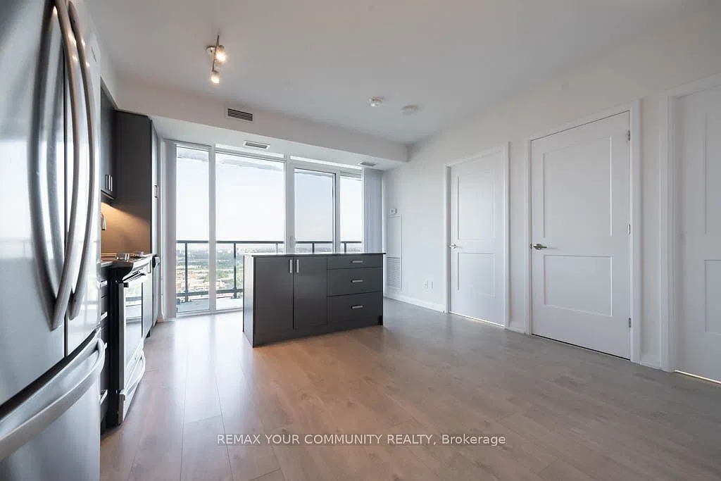 2 bed, $2,550 — Photo 1