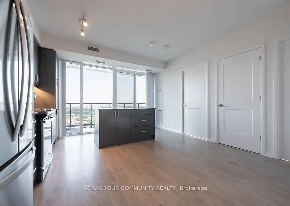 7895 Jane St #3406