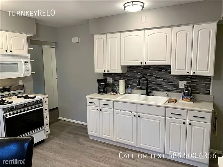 38428 Tottenham Rd — Photo 20