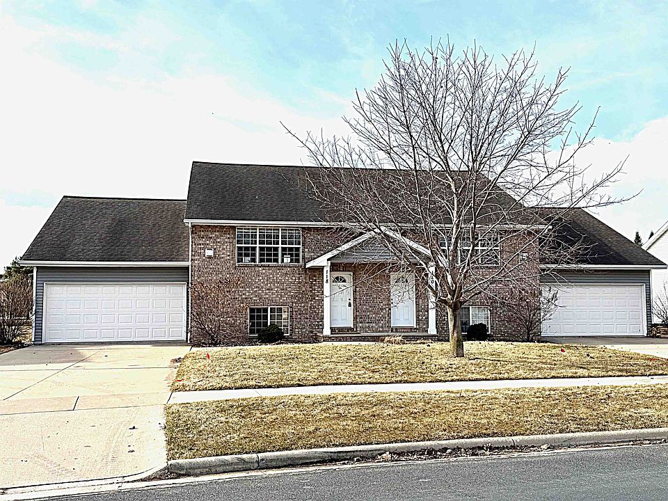 1st image of 118 E River Dr