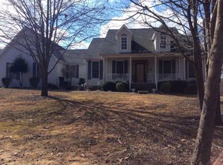 1740 Randolph Dr, Keeling, VA 24566