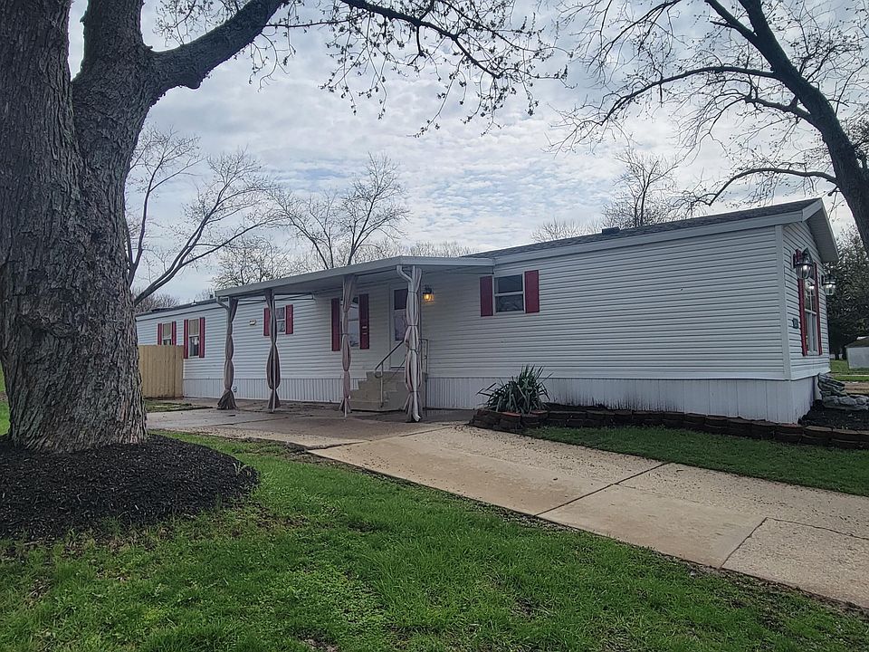 1st image of 3542 Charles Dr