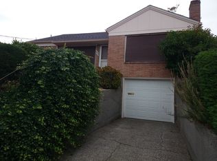 4030 56th Ave SW, Seattle, WA 98116