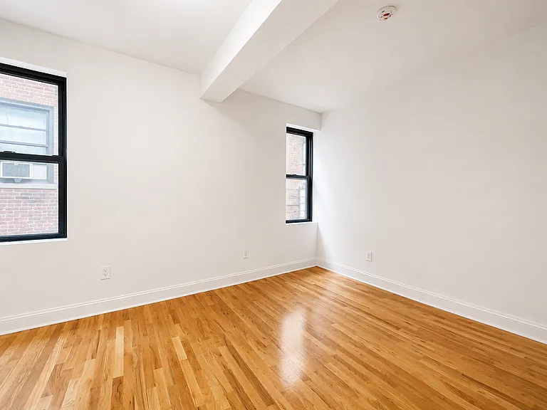 700 Fort Washington Ave #4B — Photo 5