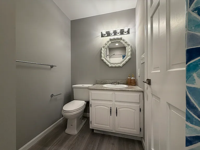 1117 Red Fox Rd — Photo 31