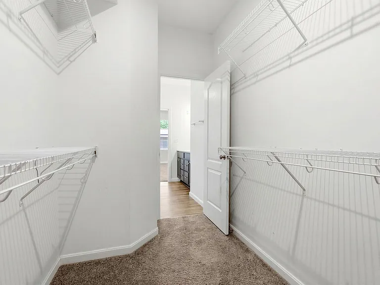 6029 Bluecrest Dr — Photo 42