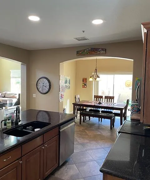 449 Phelps Dr — Photo 13