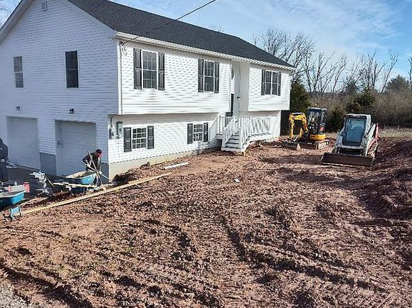 42 Golden Chain Rd