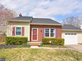 2302 Dartmouth Ln, Crofton, MD 21114