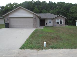126 Valley Way St, Robert, MO 65584