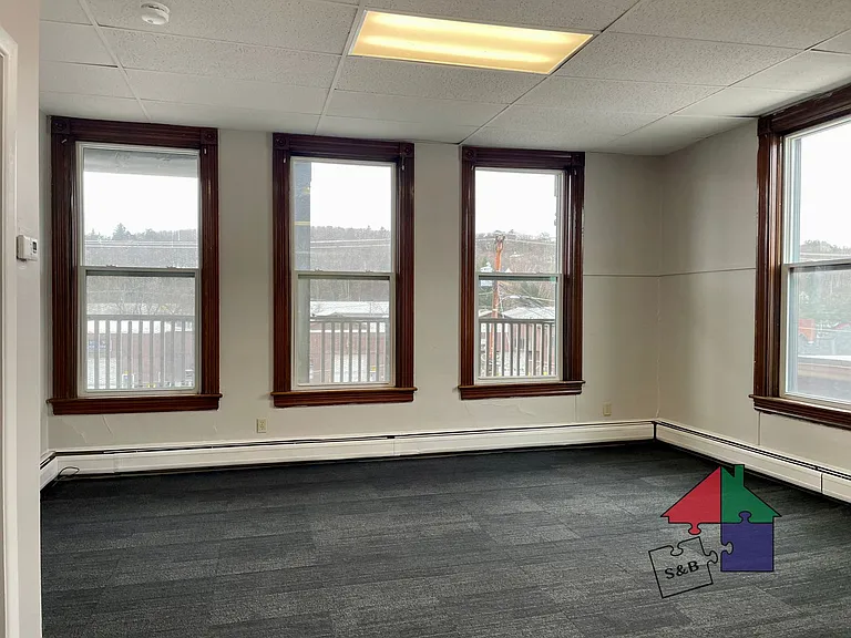 180 N Main St — Photo 6