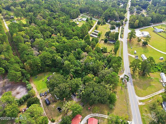 4th image of 255 Old Fountain Road