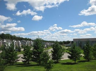 14550 Abbey Ln APT B10, Bath, MI 48808