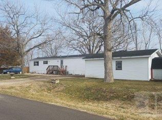 7750 123rd Ave, Wapello, IA 52653