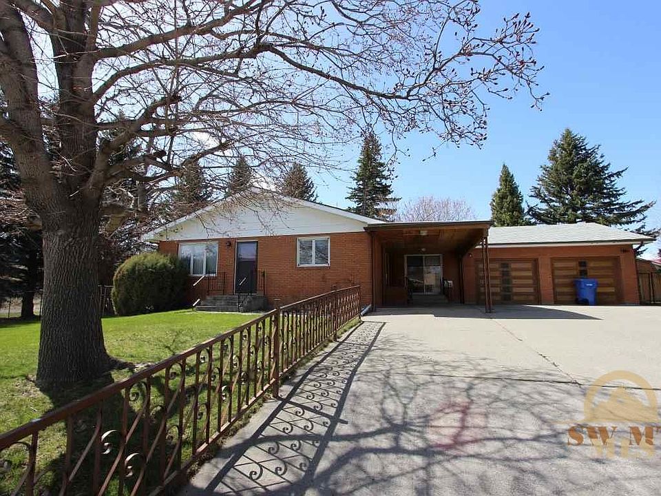 1st image of 618 Bluebird Ln