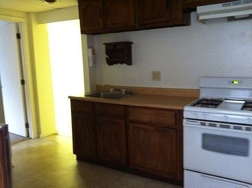 2nd image of 646 Broadway APT A