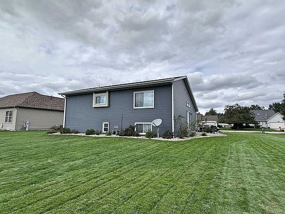 3rd image of 3344 Randolph Rd