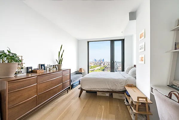 Rented by EXR | media 7