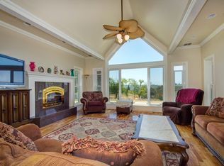 40790 Via De La Roca, Fallbrook, CA 92028