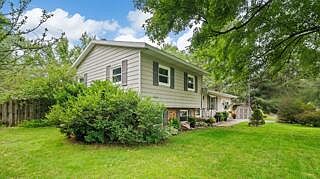 4th image of 1292 Eddie Dr