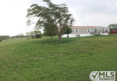 3rd image of 708 Bunk House Dr