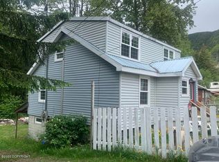 231 Allen Rd, Haines, AK 99827