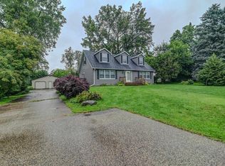 4986 W Clayton Rd, Fitchburg, WI 53711
