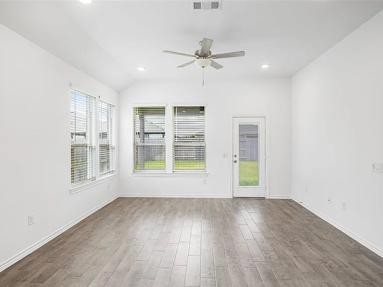 15110 Wild Gully Way — Photo 16