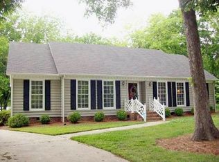 509 E Spring St, Oxford, NC 27565