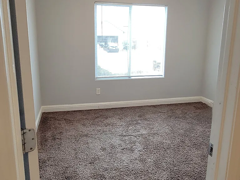 719 Morales Ct — Photo 19
