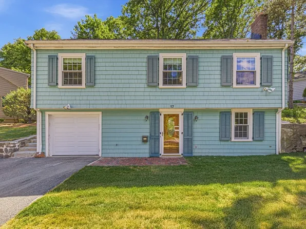 17 Echo St, Melrose, MA 02176