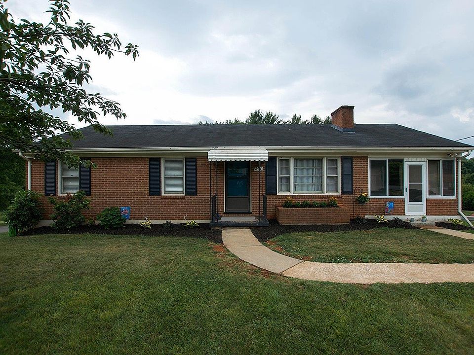 1st image of 244 Hilltop Dr