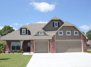 11312 S Cleveland St, Jenks, OK 74037