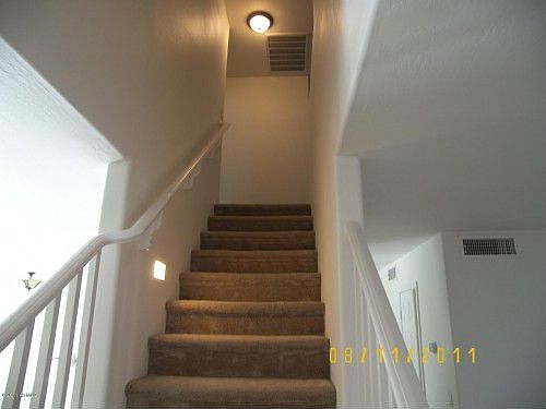 3rd image of 2205 E Vista Bonita Dr