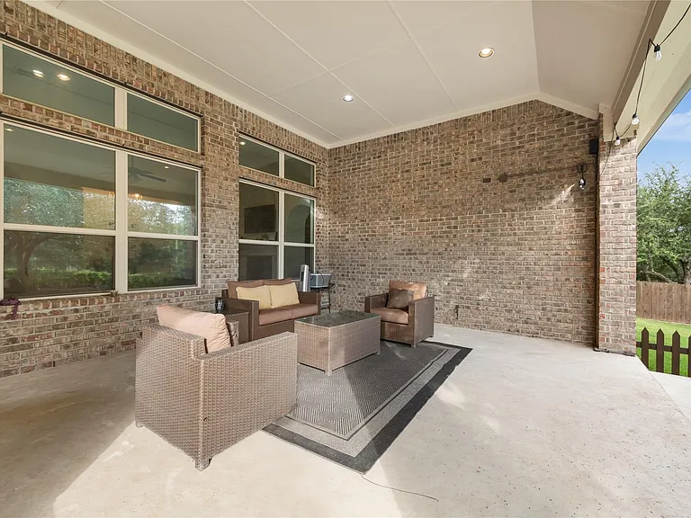 415 Bitterroot Ln — Photo 30