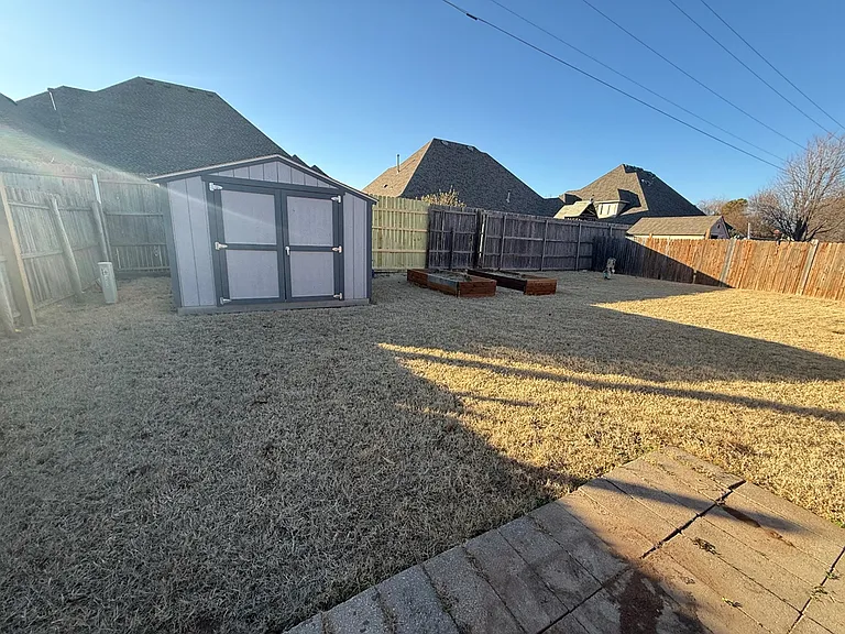 18509 Chestnut Oak Dr — Photo 36
