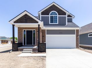 27501 Maryjane Lane West Ln, Chesterfield Township, MI 48047