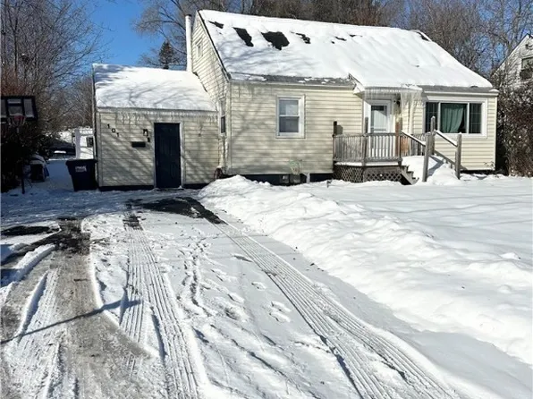 101 Douglas Ave, Liverpool, NY 13088