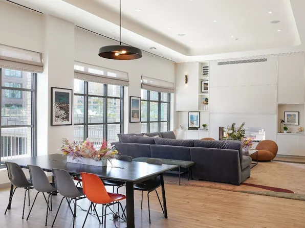 160 Front Street image 48 of 54