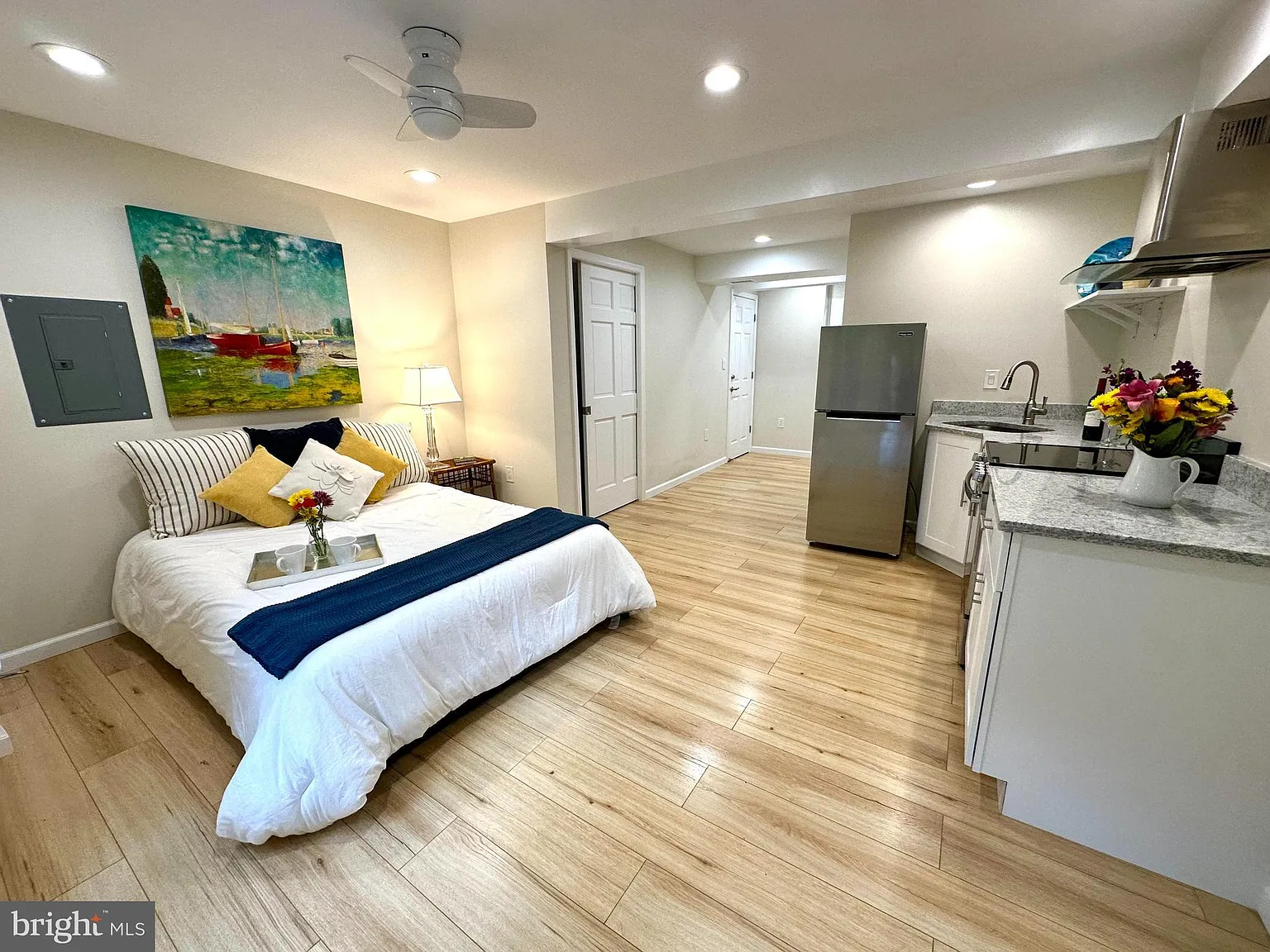 Studio, 313 sqft, $1,600 — Photo 1