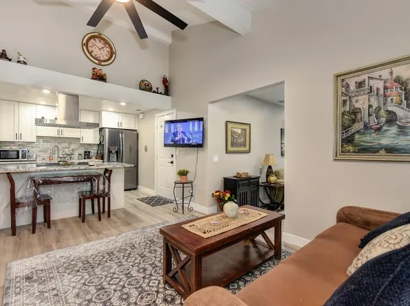 9628 Knickers Ct, Sacramento, CA 95827
