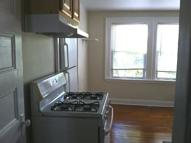 11 Glade Ave #2B — Photo 2