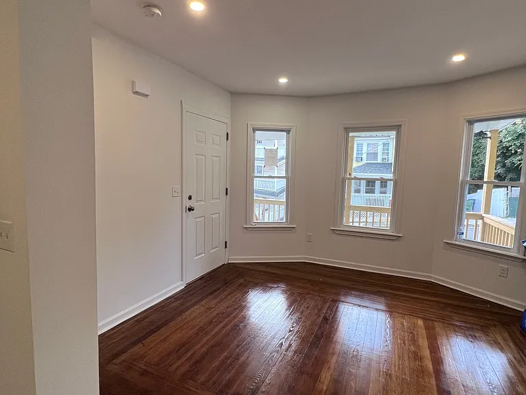36 Vermont St #2 — Photo 8