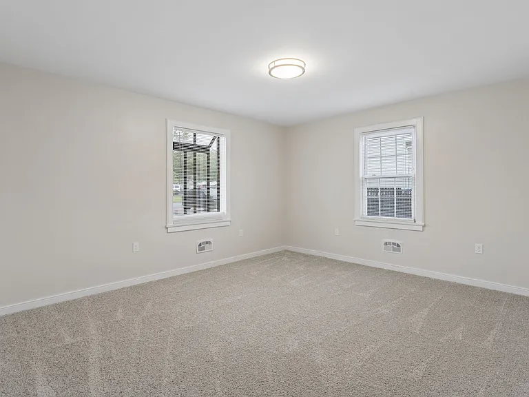 127 Bell Ave — Photo 14