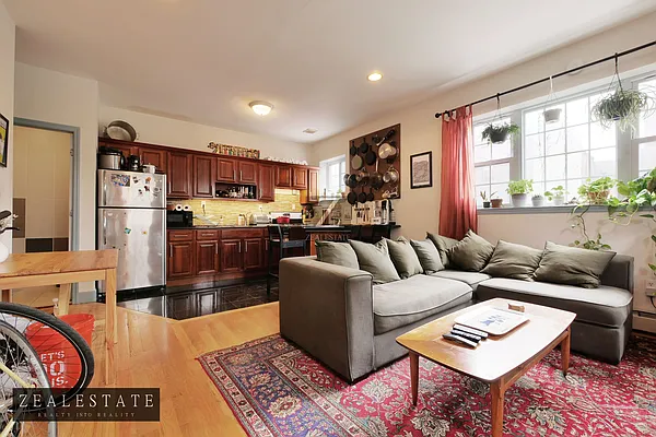 Rented by ZealEstate Group Inc | media 10