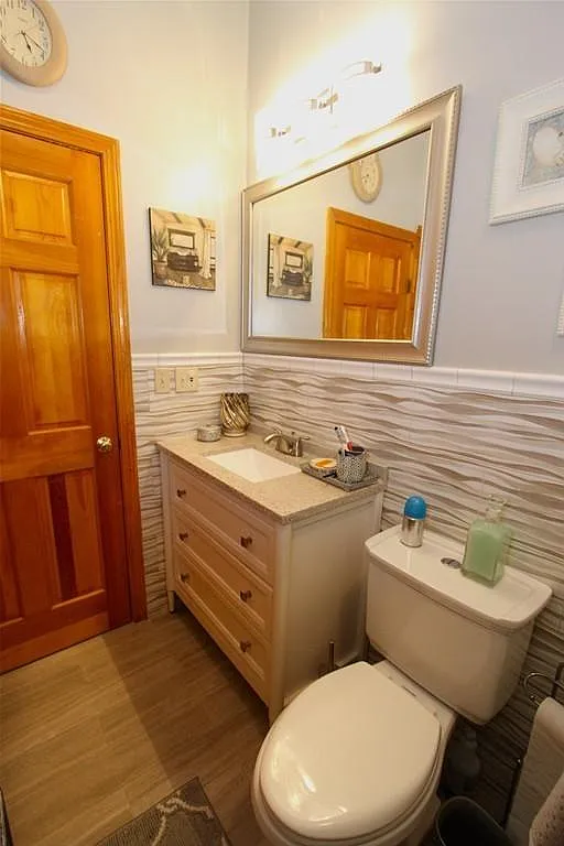 Crescent Ave, Dorchester — Photo 1