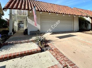 27037 Rio Bosque Dr, Santa Clarita, CA 91354